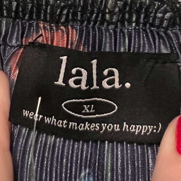 NWT Dressed in LALA Money Honey Plisse Slip Dress in Folklore Florals - Picture 8 of 10